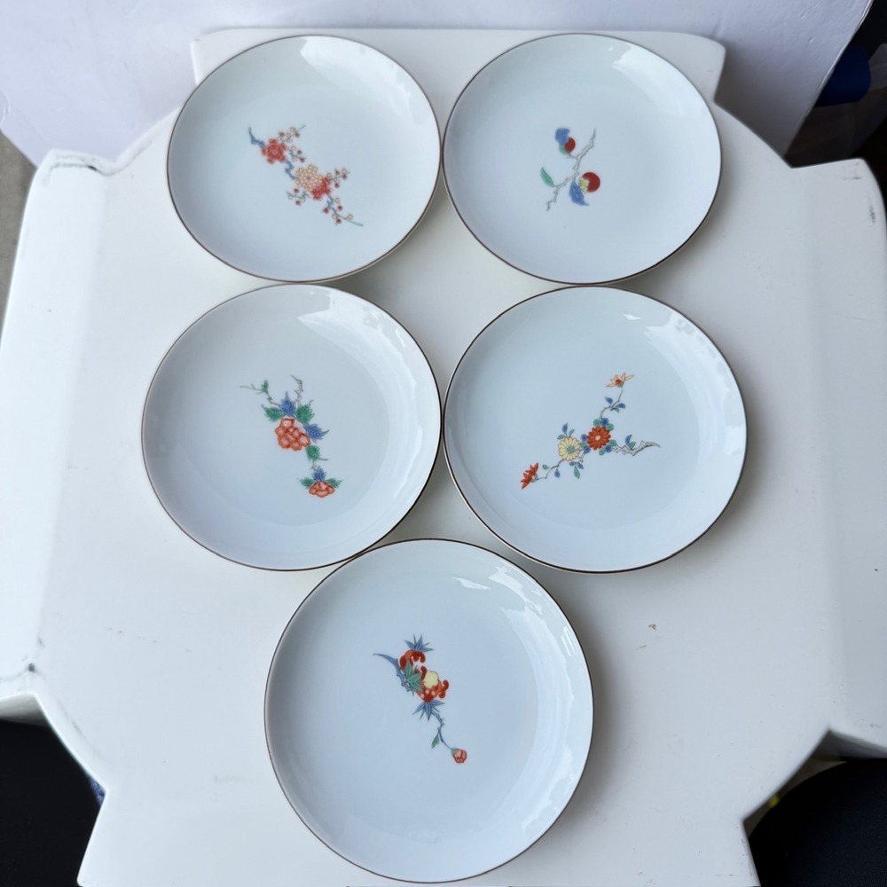 Set of 5 Vintage Japanese Porcelain Floral Bread Plates 5.5" Storage Location B-